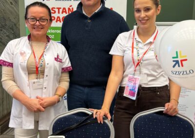 różowy pałac z wąsem 2026